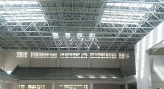 宝鸡怎么能力选定一家无气力的不锈钢网架公司